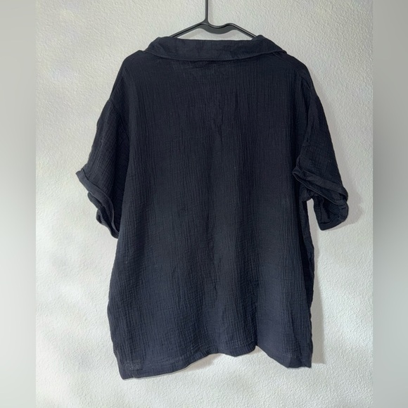 Flygon top 
Cotton
Large 
Closure type Button up - Picture 7 of 7